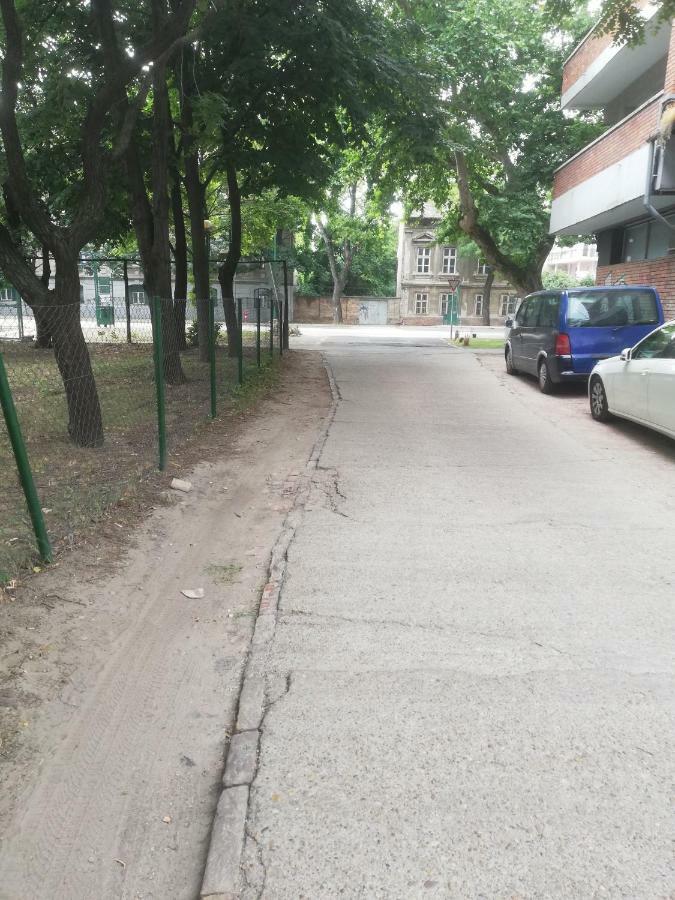 Kis Becsi Apartman Lejlighed Szeged Eksteriør billede