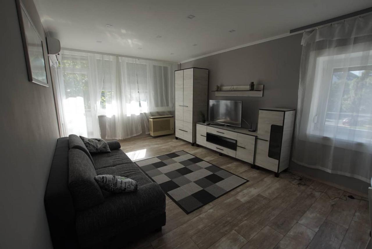 Kis Becsi Apartman Lejlighed Szeged Eksteriør billede