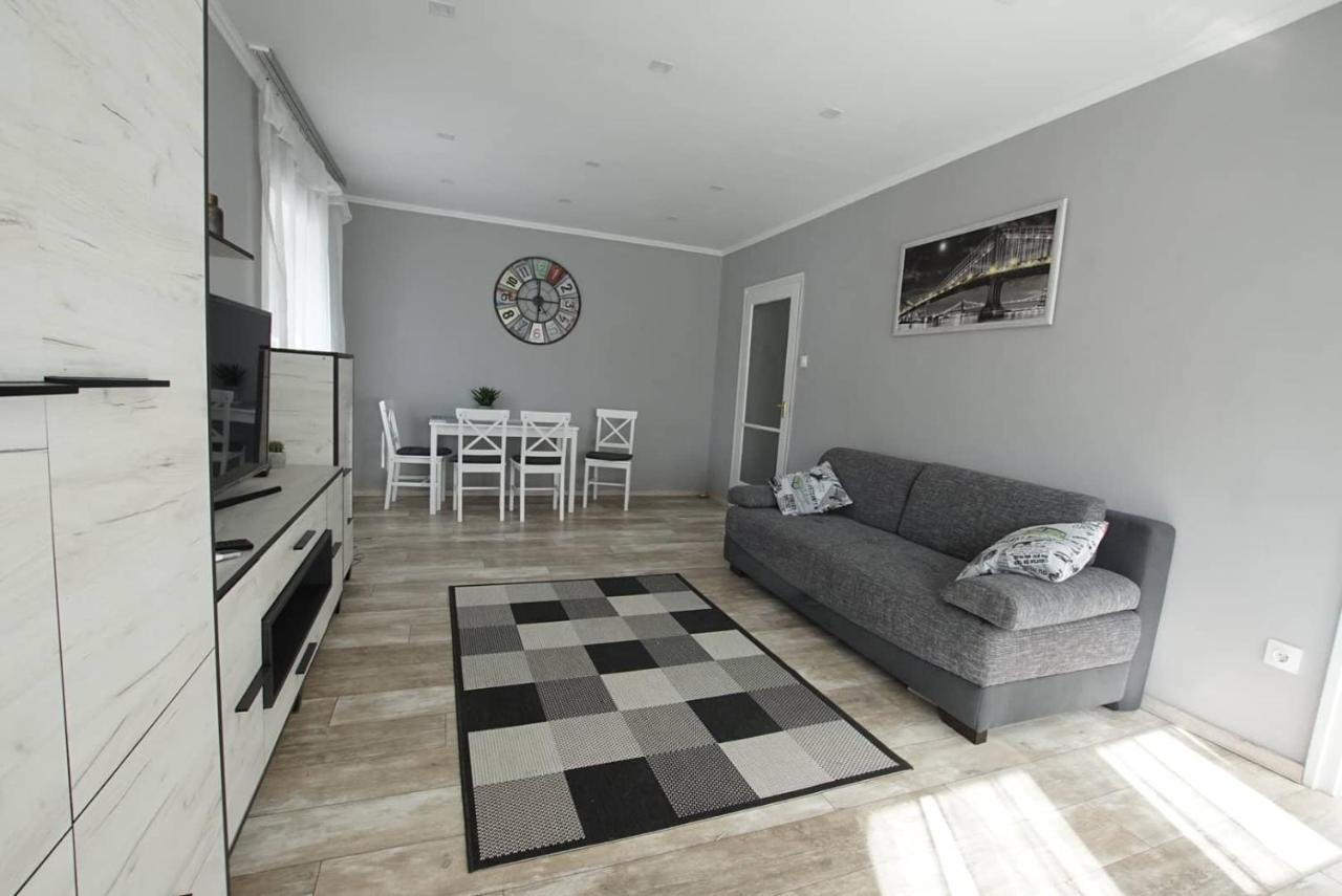 Kis Becsi Apartman Lejlighed Szeged Eksteriør billede